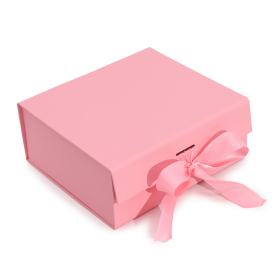 Flat Pack Gift Box - Medium Square (20x18.2x8cm) - Pink