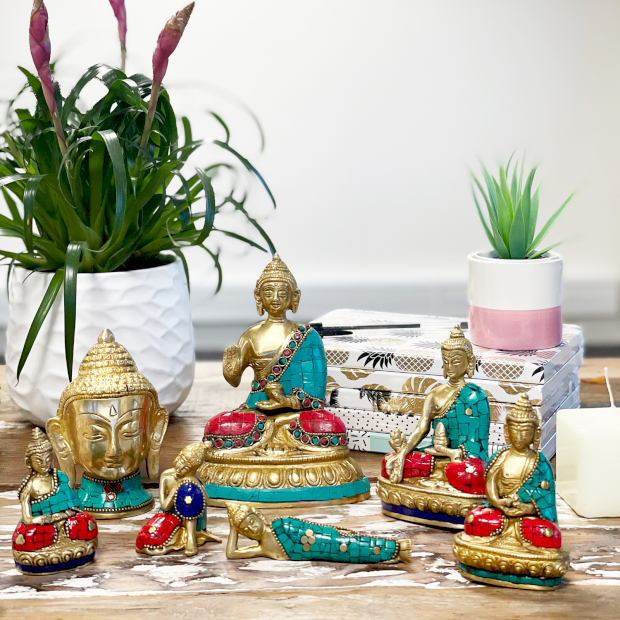 blessing buddha statue