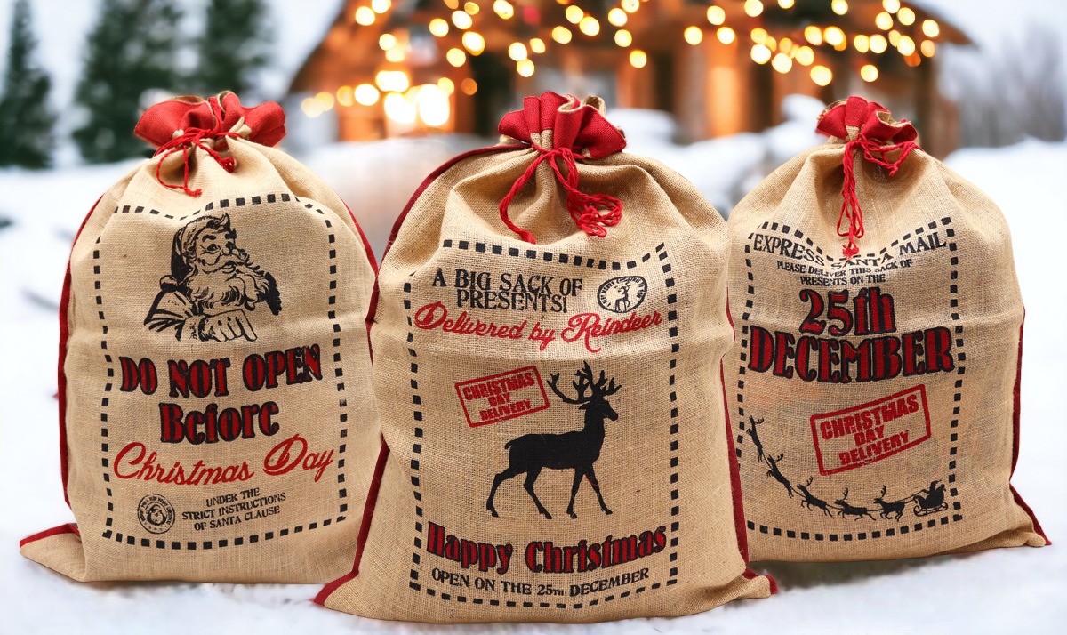 Jute best sale christmas sack