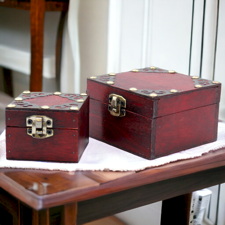 Vintage Style Box